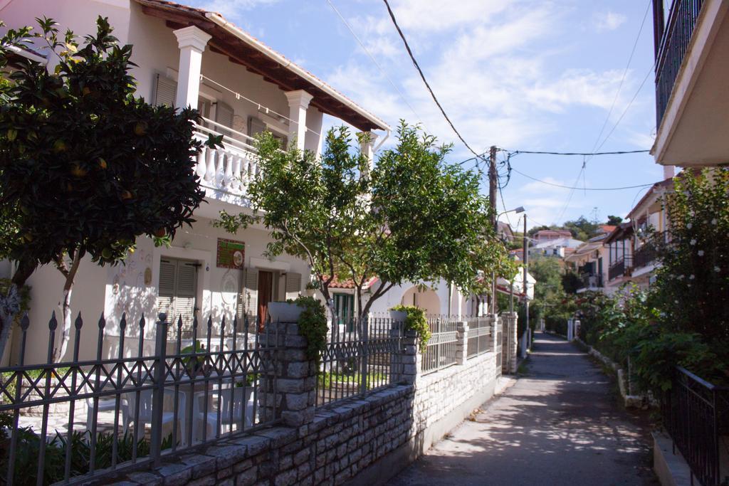 The Orange Garden Daire Kassiopi Dış mekan fotoğraf